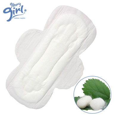 Biologisch afbreekbare 320mm Beschikbare Damesanitary pads adult Luiers